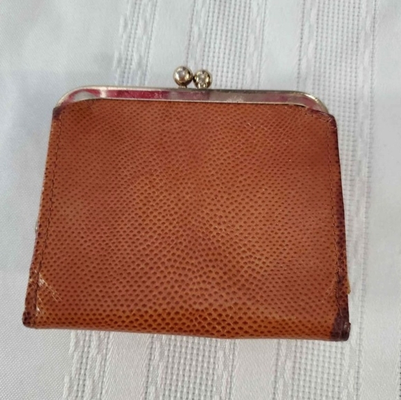 Vintage Anne Klein By St. Thomas Trifold Leather Wallet - Picture 9 of 9